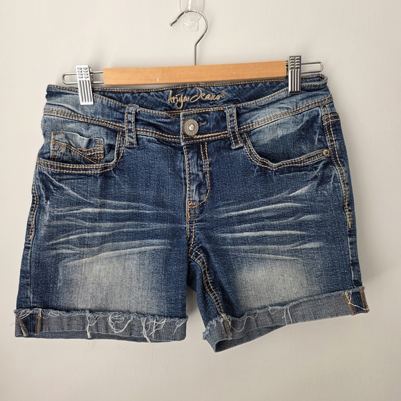 Ariya Jeans Denim Shorts Size 7/8 Distressed Cuffed Y2k Style - Picture 3 of 14